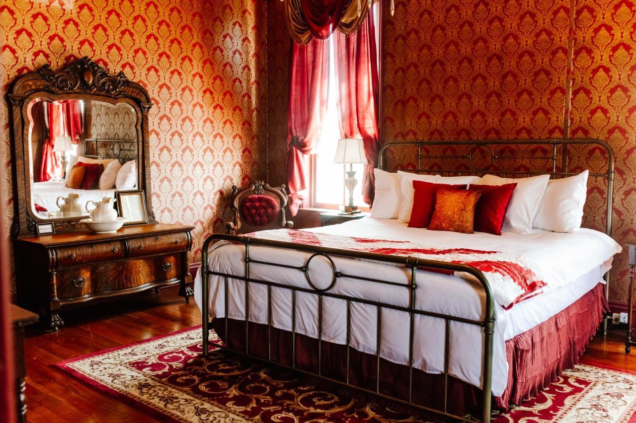 White House Hotel Херман Екстериор снимка